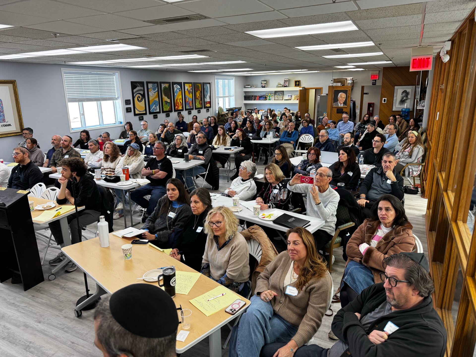 L'Chaim Center Jewish community gathering in Deerfield IL on Chicago's North Shore